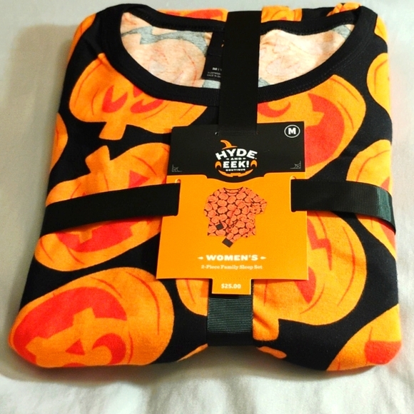 hyde and eek! Other - Halloween Women 2 piece sleep set